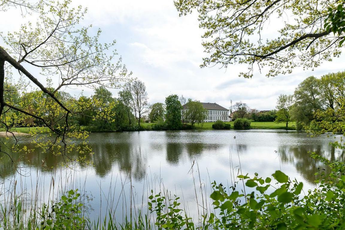 Gutshaus Gross Helle Apartment Moelln Bagian luar foto