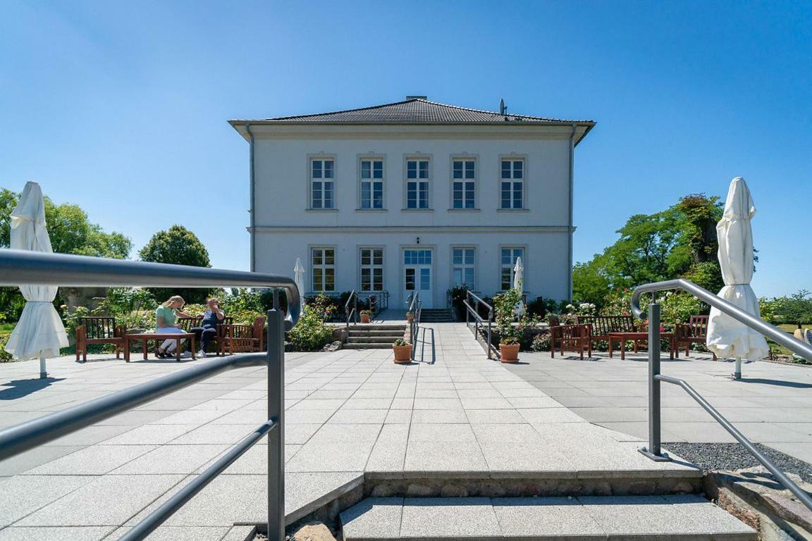 Gutshaus Gross Helle Apartment Moelln Bagian luar foto