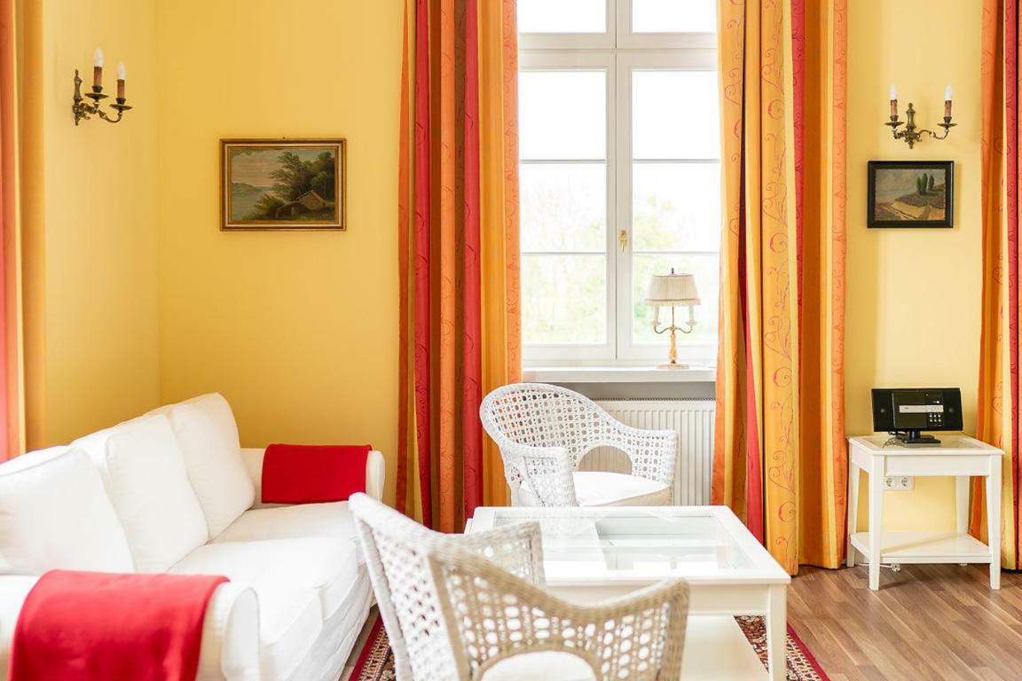 Gutshaus Gross Helle Apartment Moelln Bagian luar foto