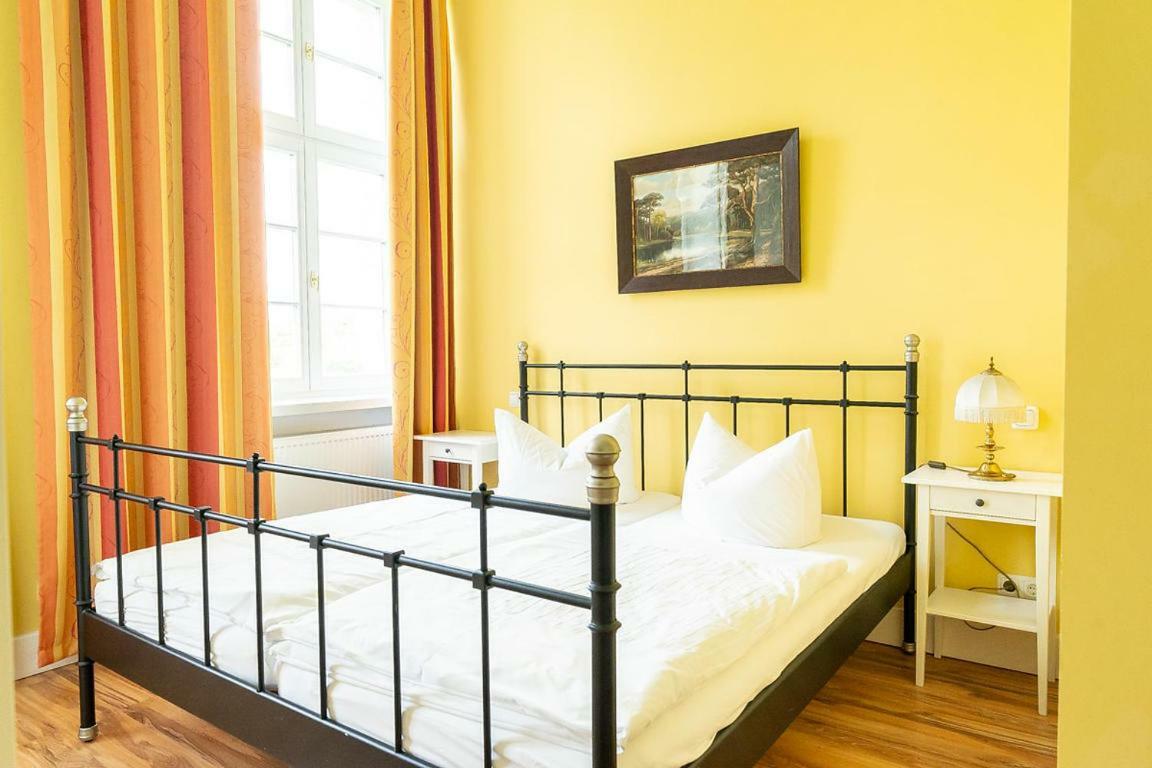 Gutshaus Gross Helle Apartment Moelln Bagian luar foto