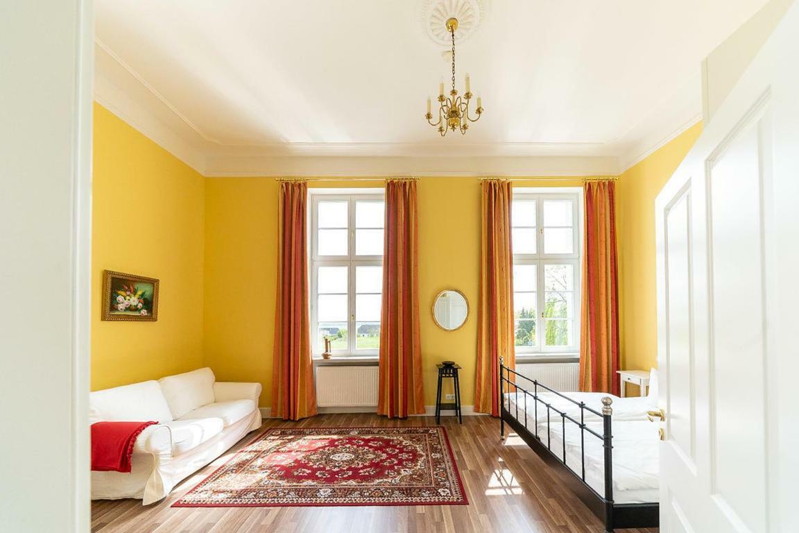 Gutshaus Gross Helle Apartment Moelln Bagian luar foto