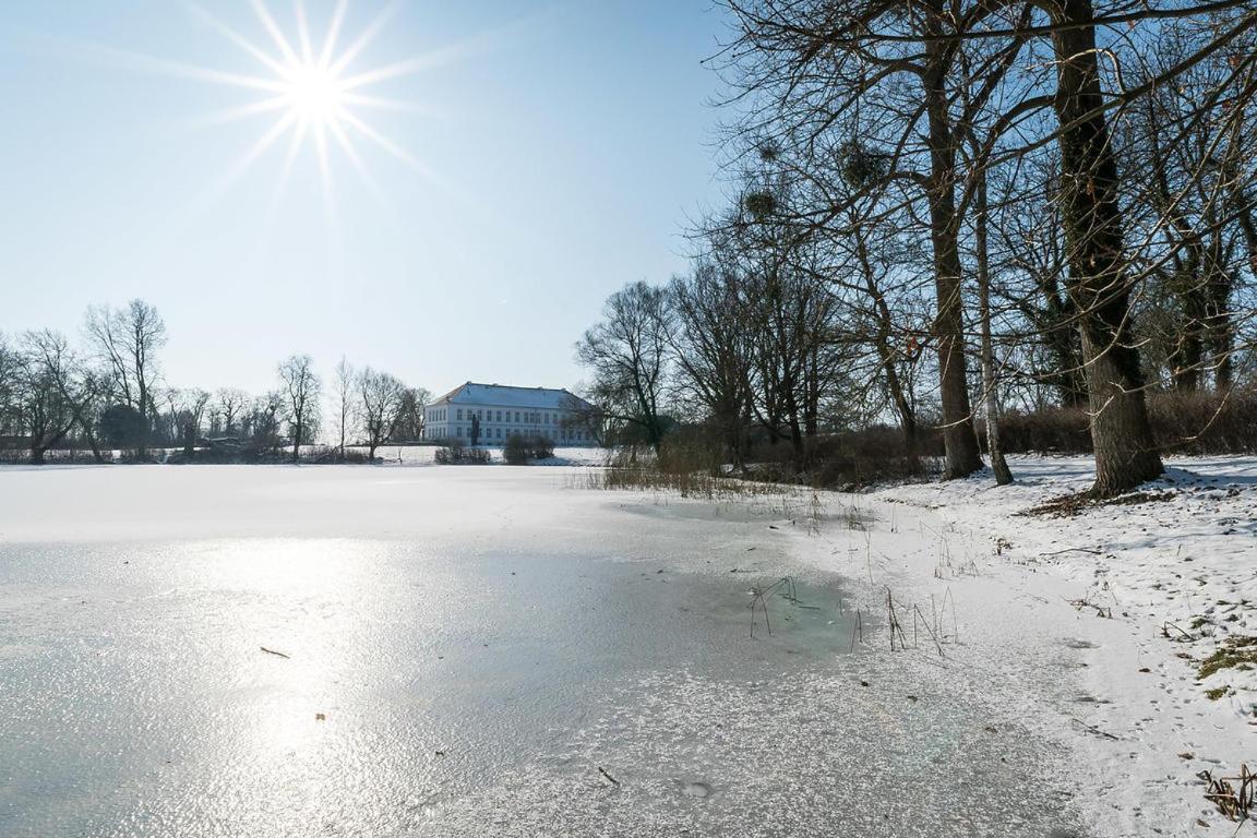 Gutshaus Gross Helle Apartment Moelln Bagian luar foto
